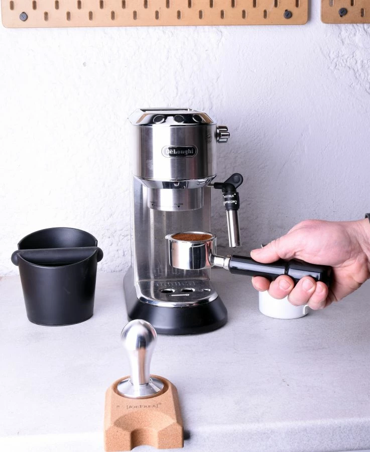 Portafilters JoeFrex Bottomless Naked Portafilter DeLonghi Dedica, Walnut 6 Portafilters JoeFrex Bottomless Naked Portafilter DeLonghi Dedica, Walnut - Image 4