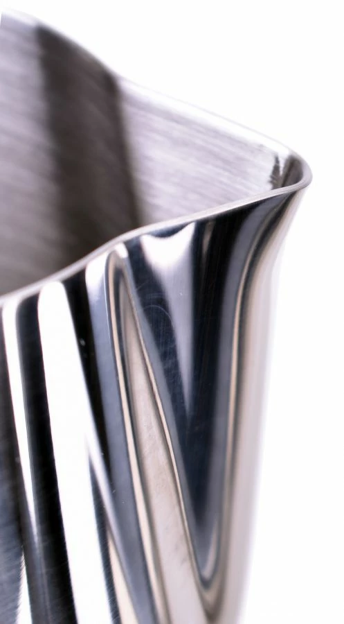 Milk Pitchers JoeFrex Milk Pitcher With Scale 4 Milk Pitchers JoeFrex Milk Pitcher With Scale - Image 2